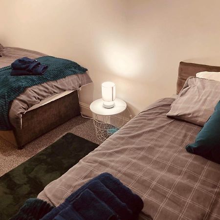 Luxury Suite 3 Bed Apartment Sleeps 6-8 Blackpool Exteriör bild